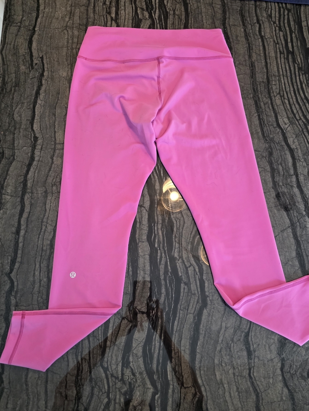 lululemon athletica Bright Pink Active Legging Detail Worn 3 Times